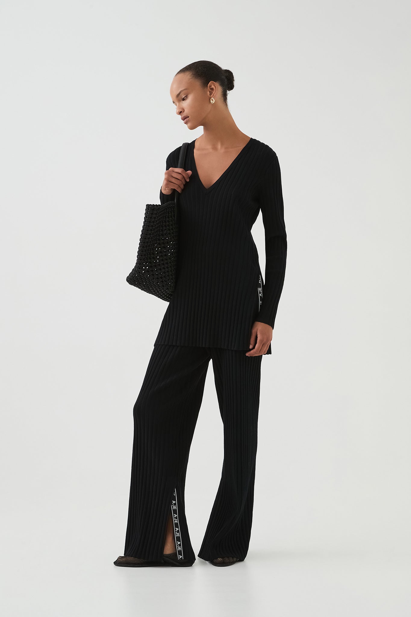 24AW3056_BLK_1_1743481677