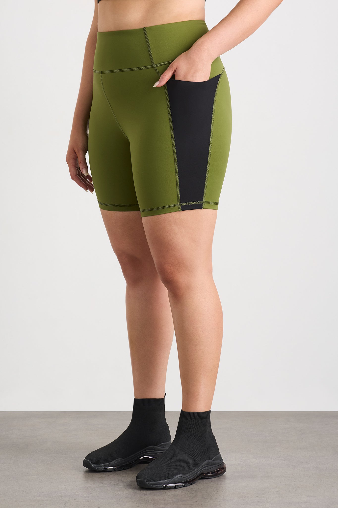 size: 16