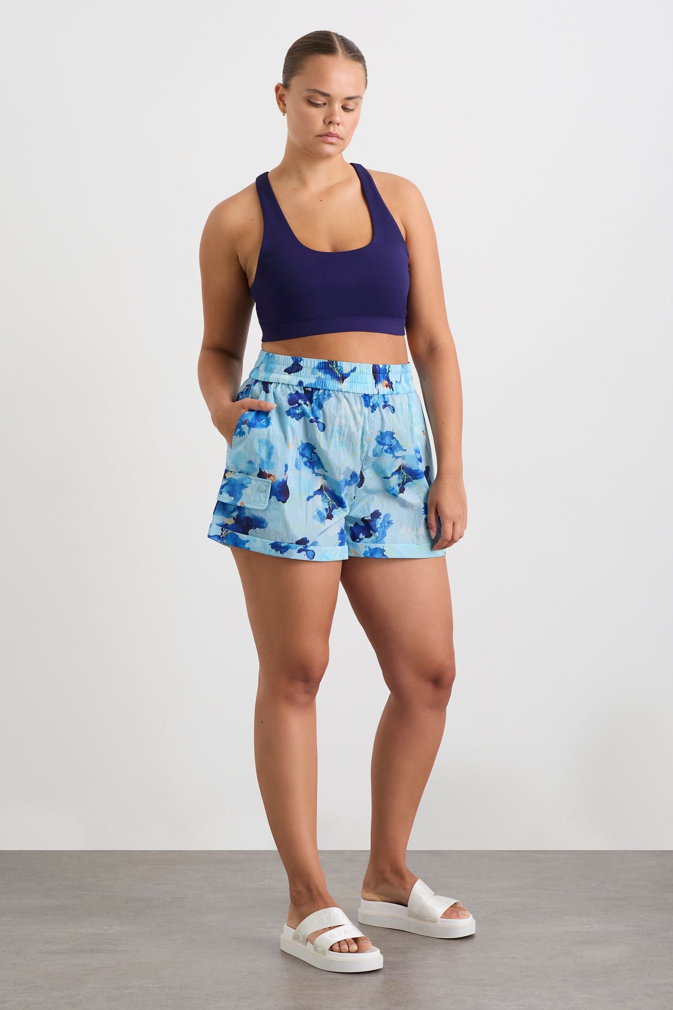 size: 16
