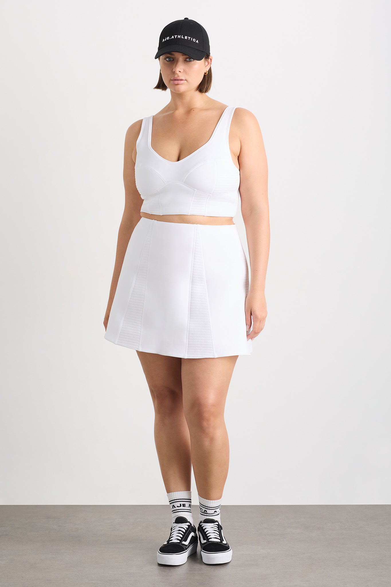 size: 16