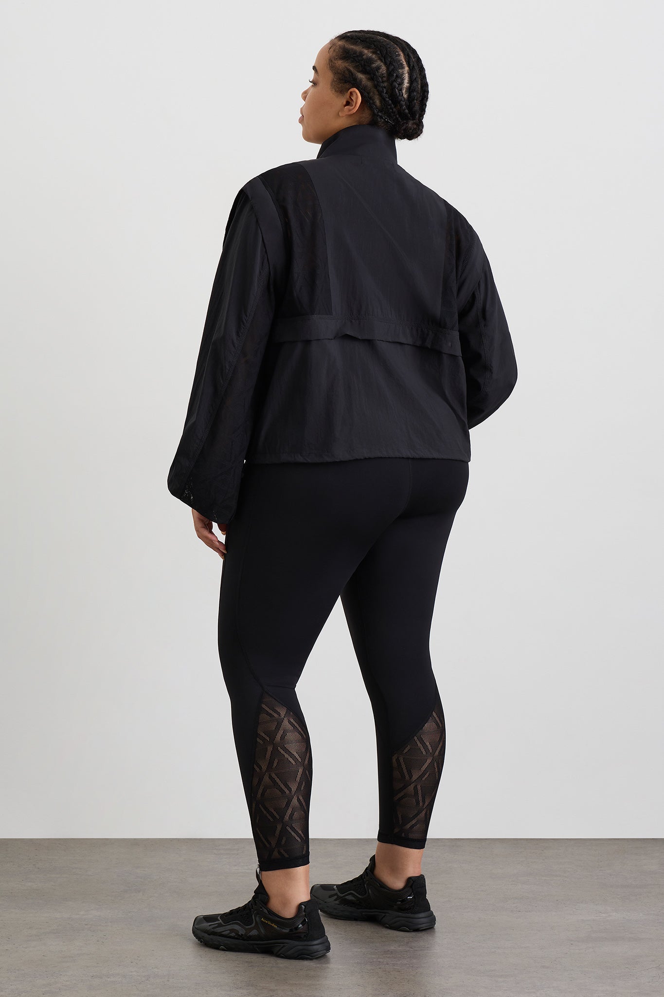 size: 16