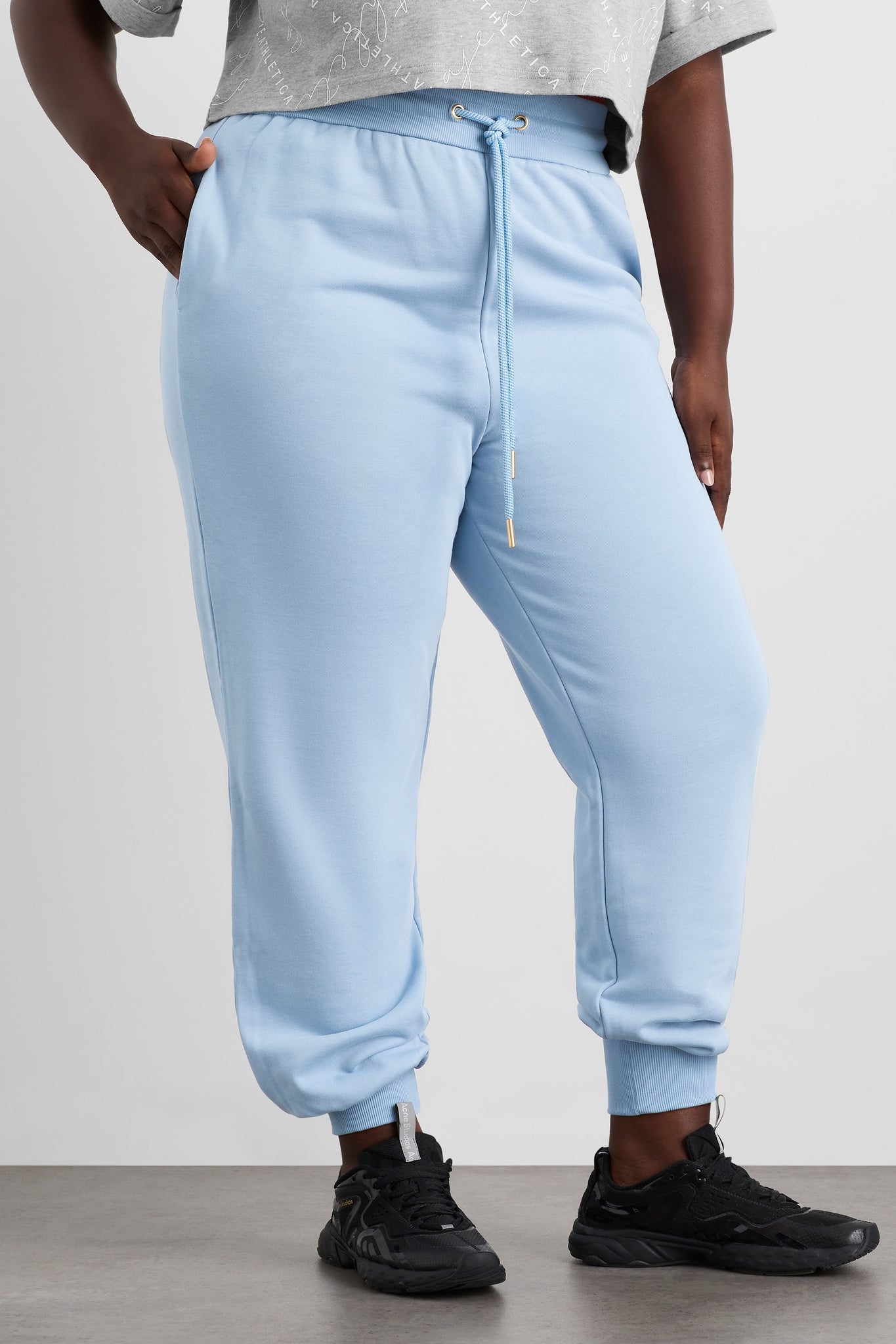 size: 16