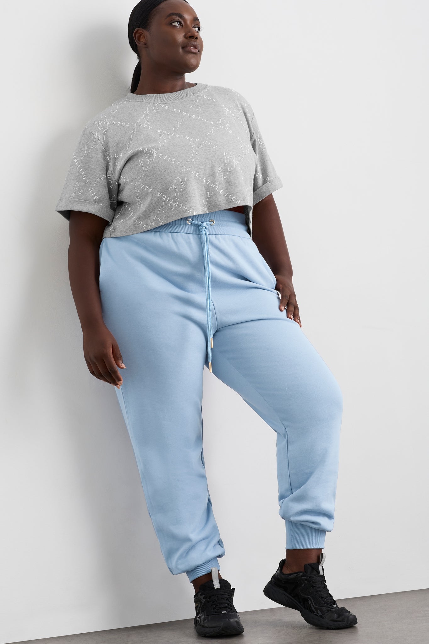 size: 16