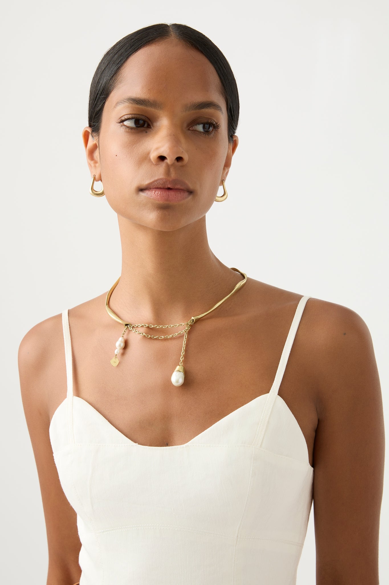 Pearl bar clearance necklace