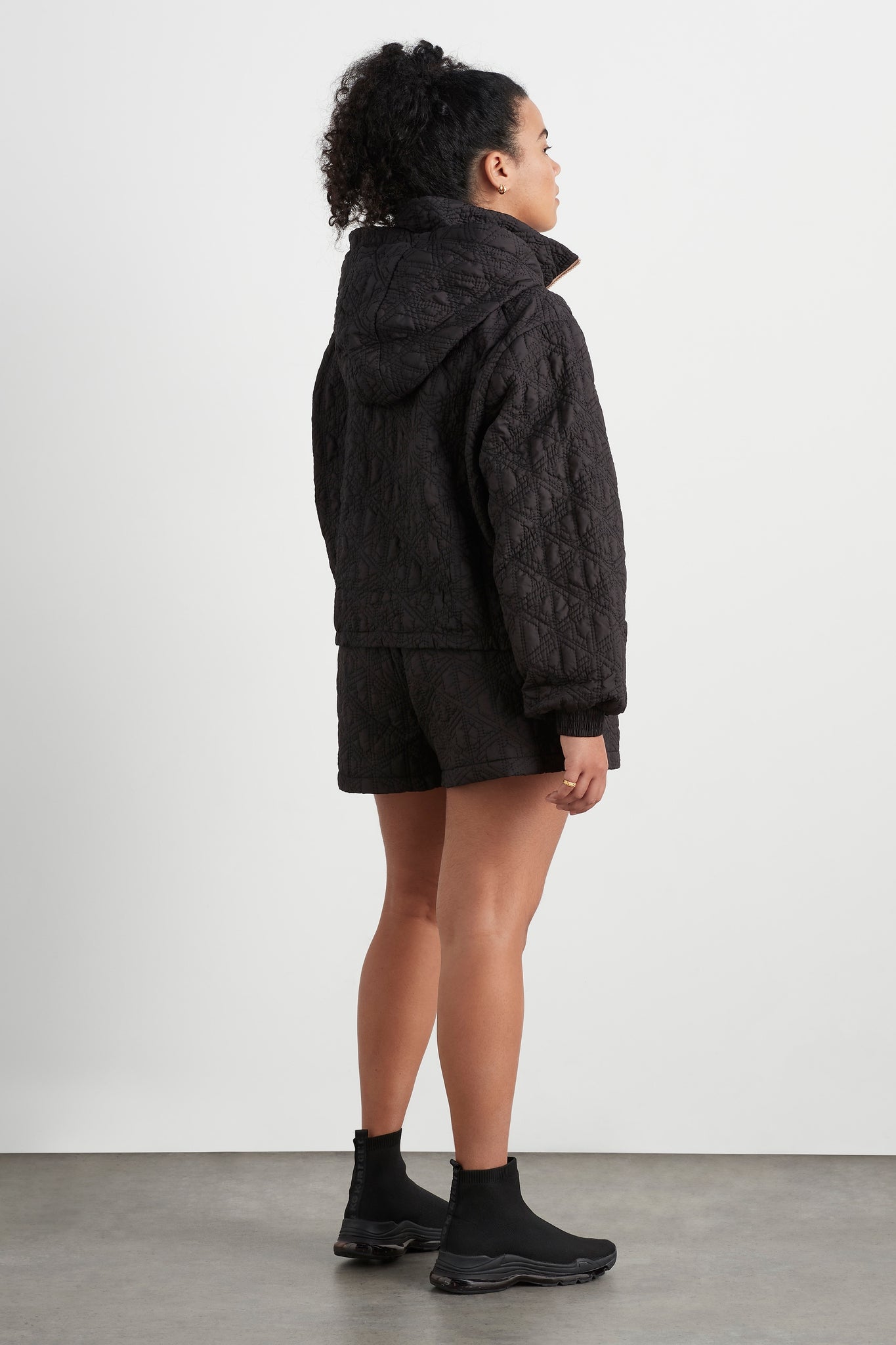 size: 16