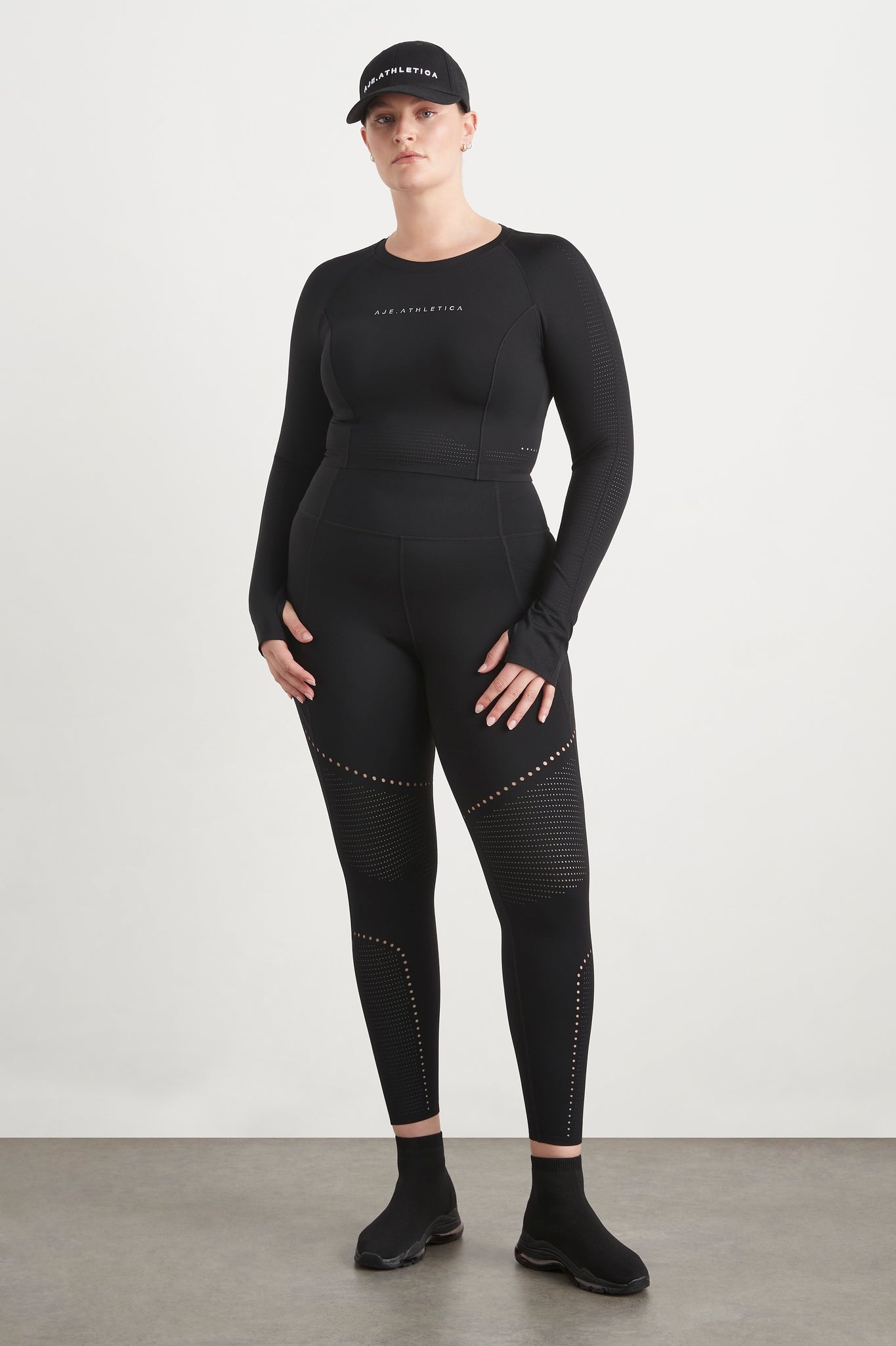 Size: 16