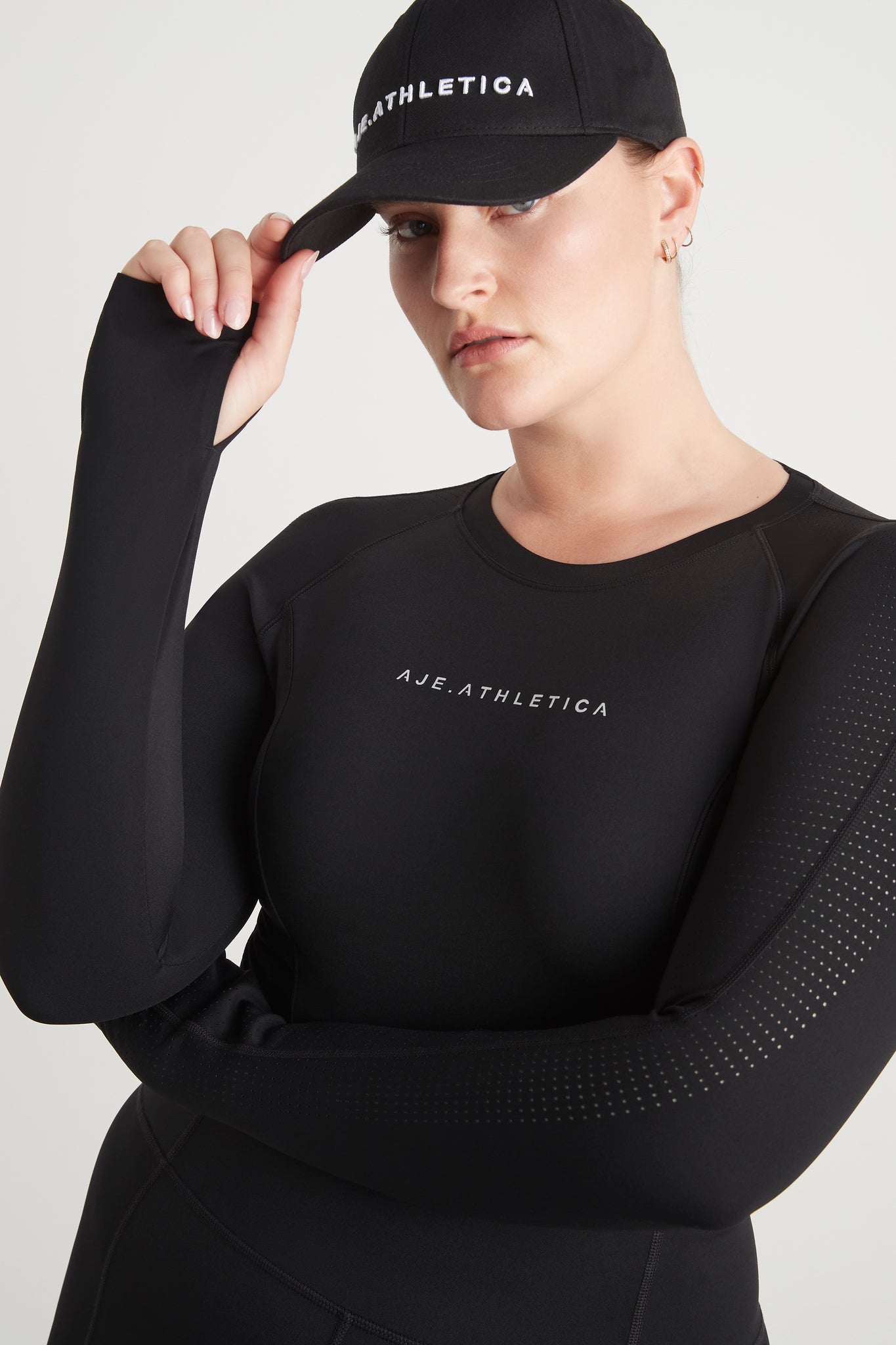 Size: 16, secondary-image