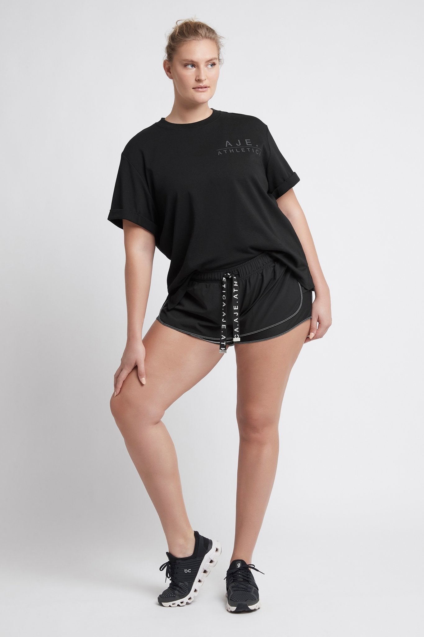 size: 16,secondary-image