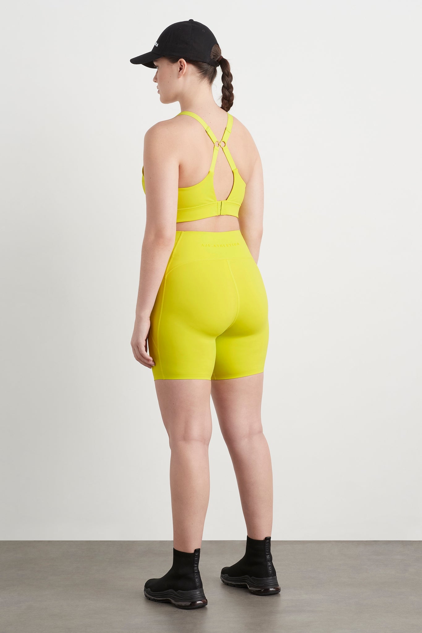 Size: 12