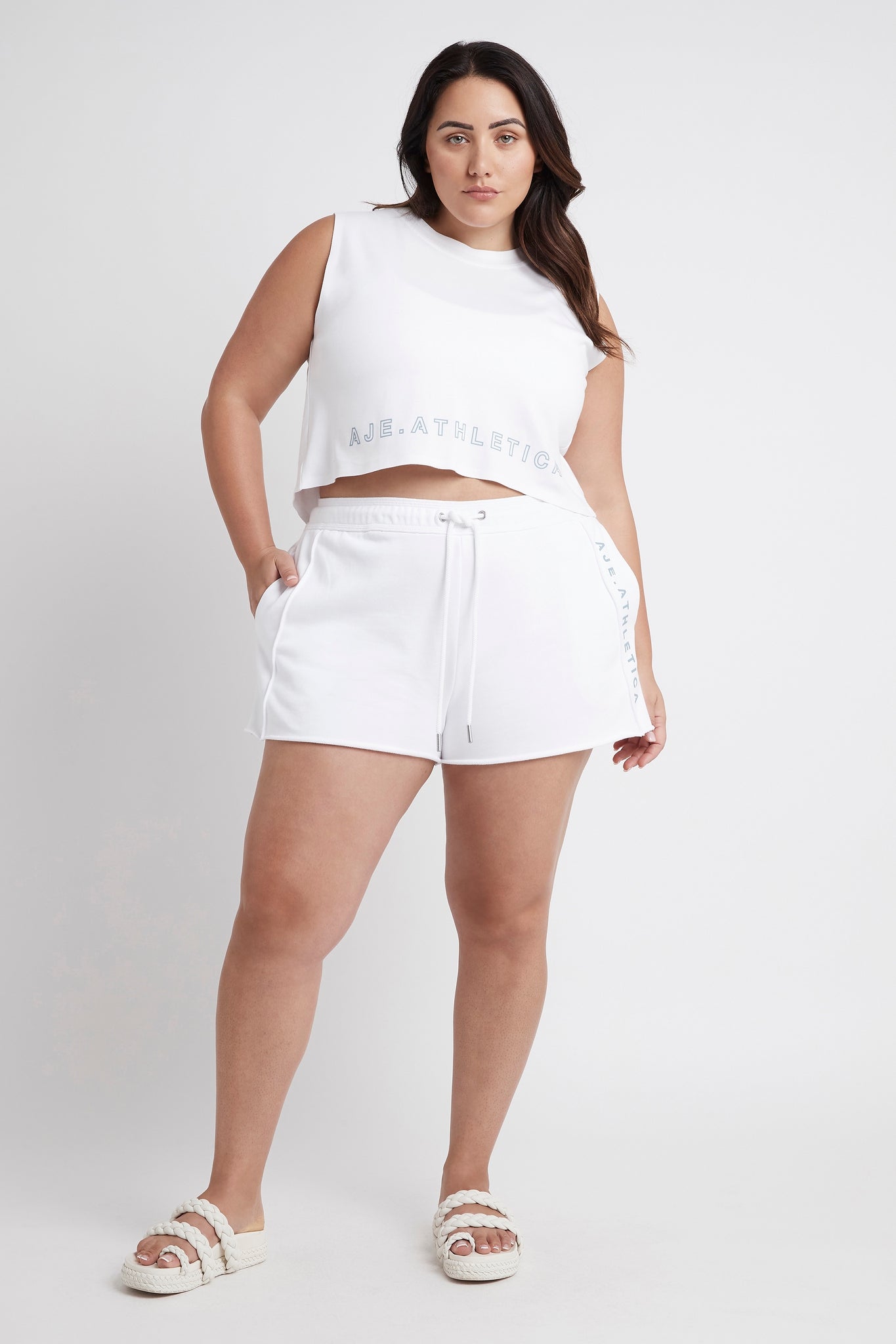 size: 16