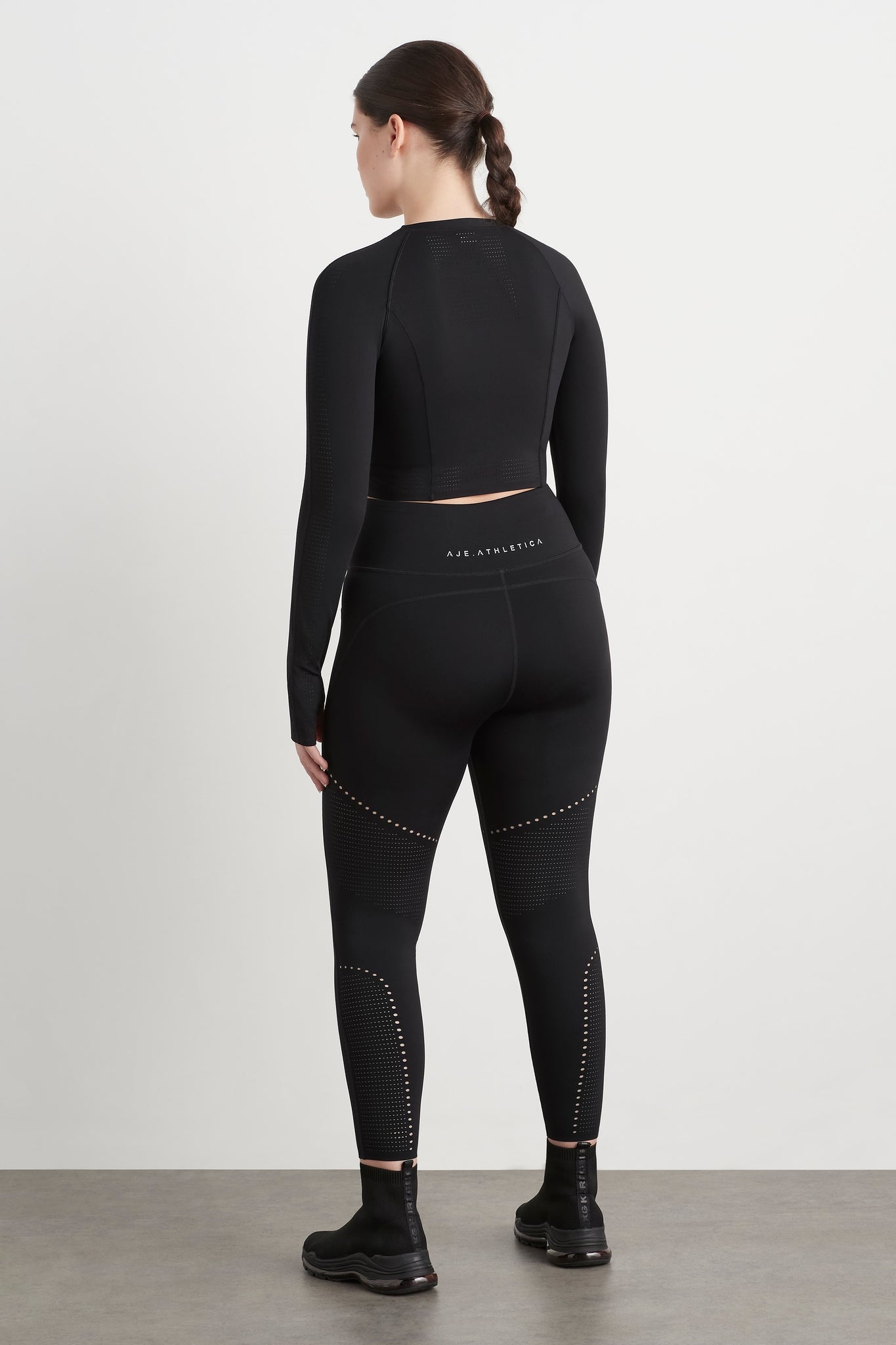 Size: 12