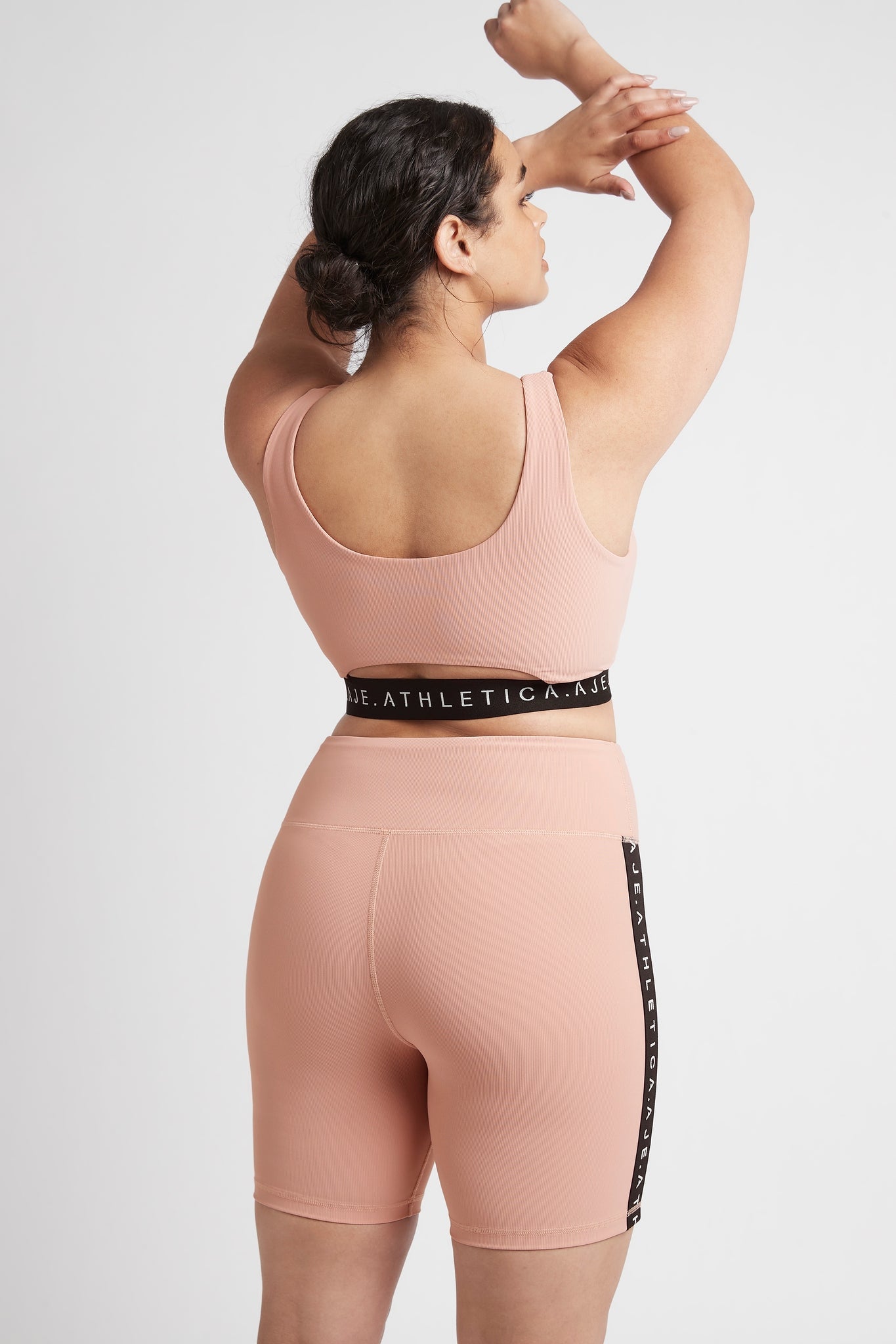 size: 16